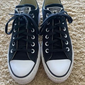 Platform converse